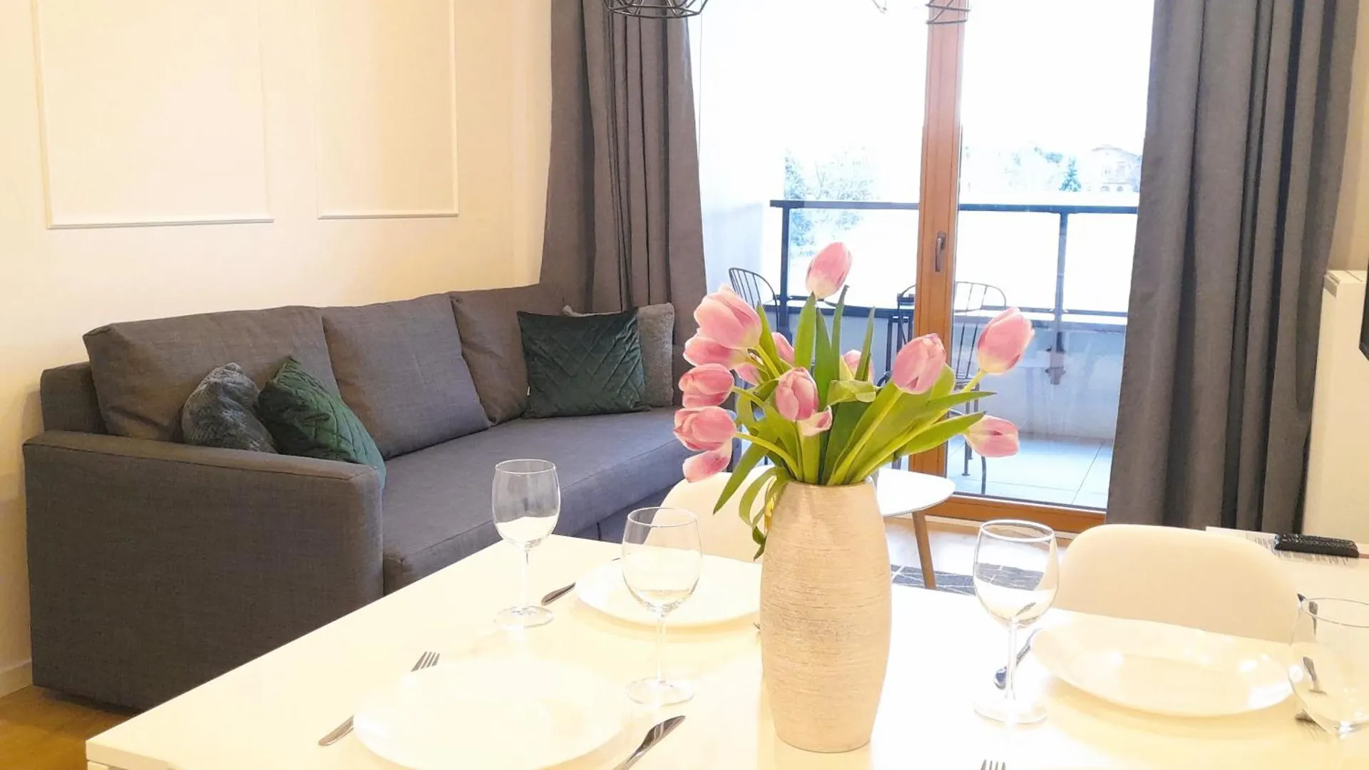 Vista Residence Wola Warsaw Apartment