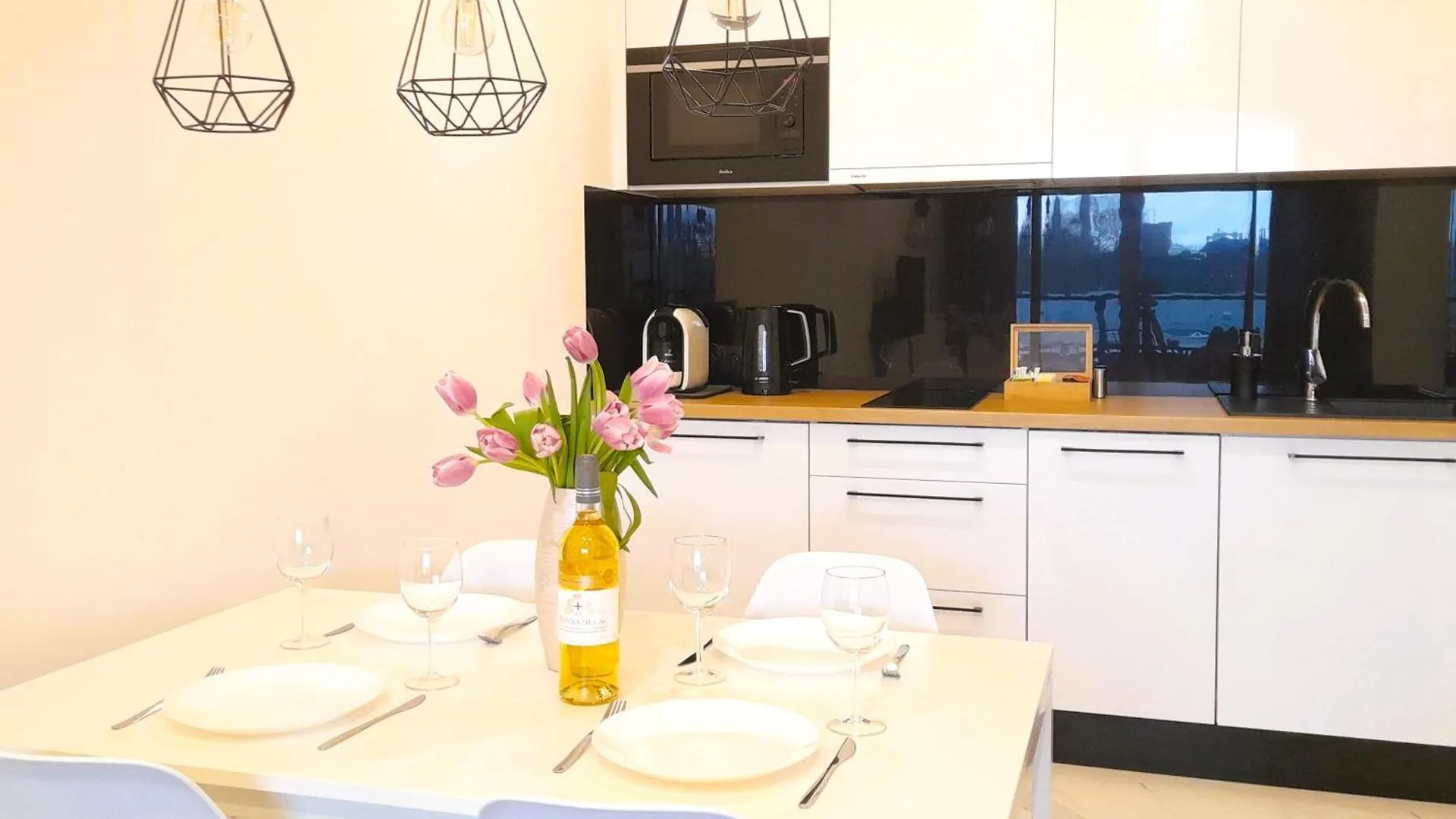 Apartment Vista Residence Wola Warsaw